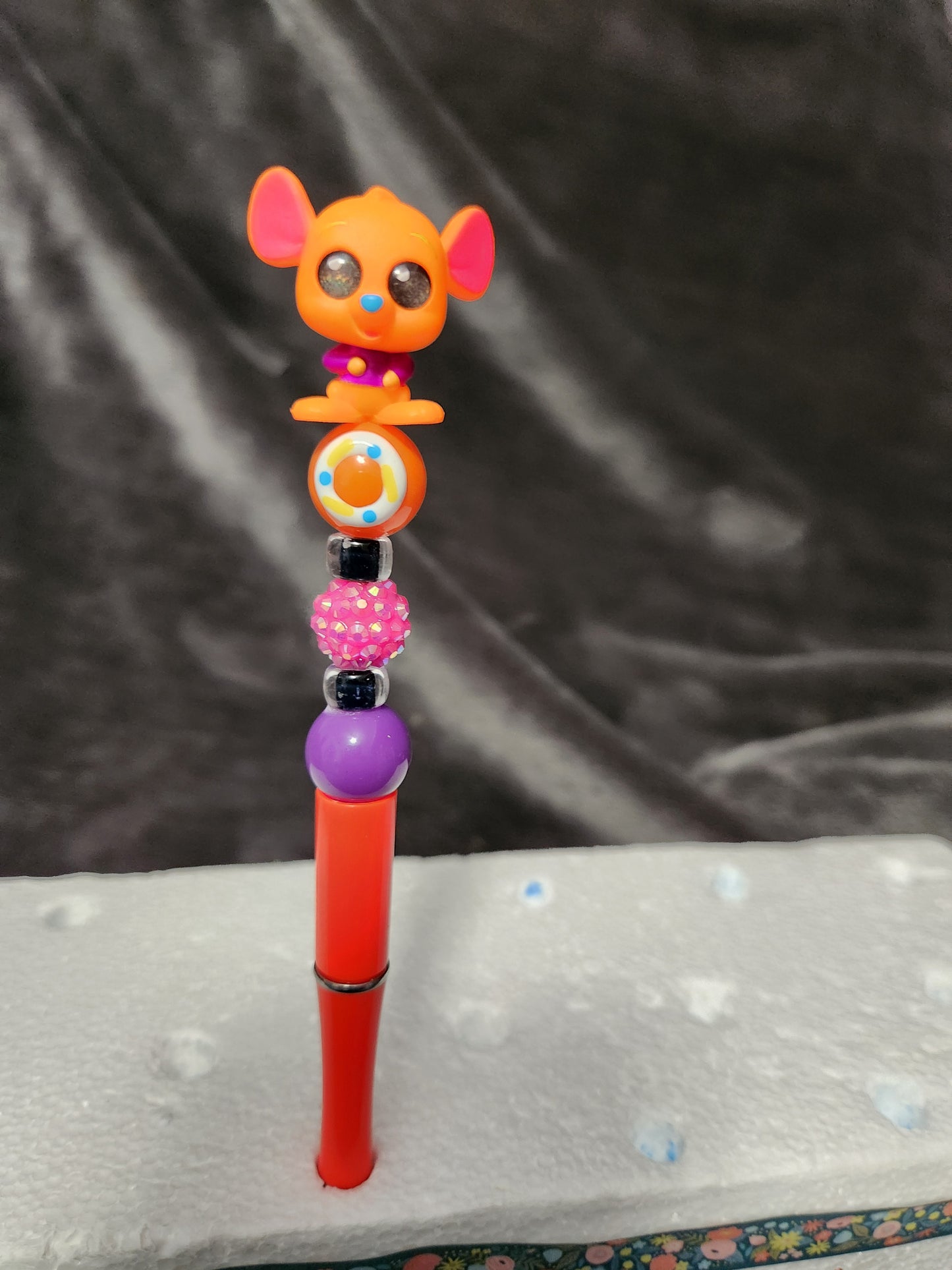 Blacklight Roo